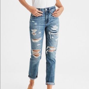 American Eagle High-Waisted Tomgirl Jean Size 14